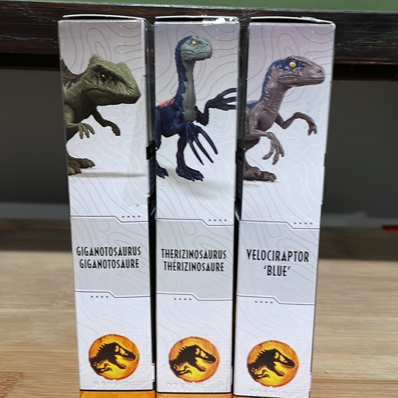 Jurassic World Dominion Dino Rivals Figures - Picture 12 of 12